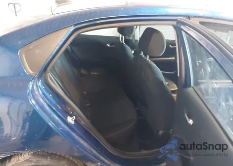 2020 Kia Rio S z USA, uszkodzony, nr VIN 3KPA24AD6LE349148